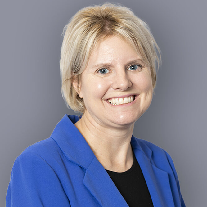 Charlotte_Headshot_4